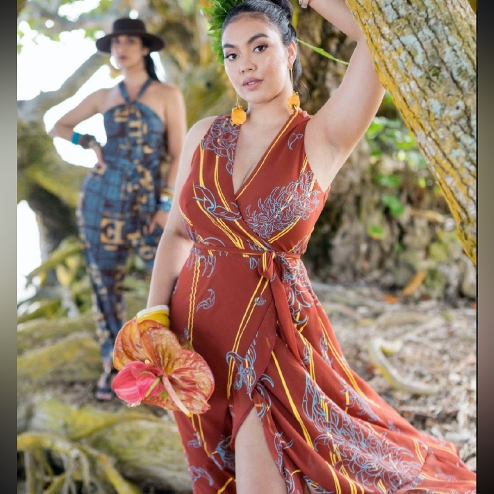 NWT Kaulua’e wrap dress, size large